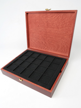 Деревянный бокс Carus (306х253х55 мм). 5 уровней. Для 100 монет (квадратные ячейки 47,5х47,5х6 мм). Lindner, S2495-S2120CE