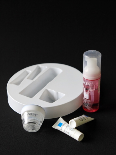 Пластиковый ложемент для косметического набора