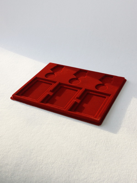 Планшет S (234х296х12 мм) на 3 медали РФ d-37 мм и 3 удостоверения, тёмно-бордовый Планшет S (234х296х12 мм) на 3 медали РФ d-37 мм и 3 удостоверения, тёмно-бордовый