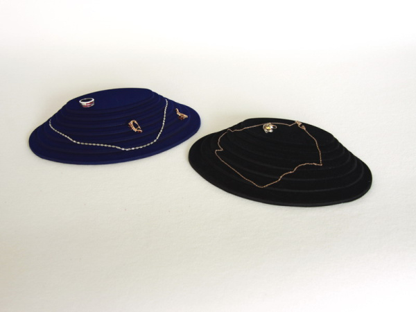 Флокированный ложемент под украшения