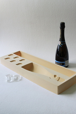 Флокированный ложемент под подарочный набор с бутылкой шампанского
