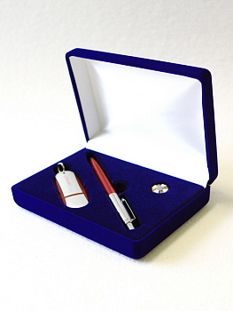 Футляр флокированный (102х142х42 мм) для сувенирного набора