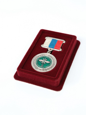 Сувенирная упаковка (63х91х15 мм) для медали на квадро колодке (короткая)