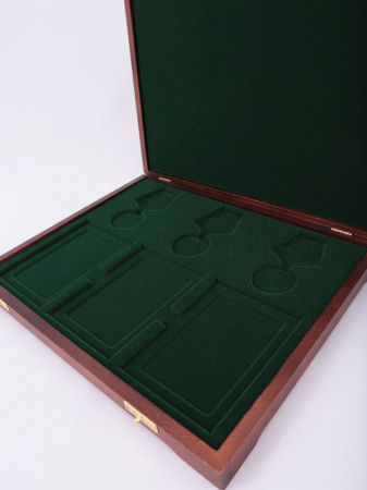 Футляр деревянный Vintage S (305х247х40 мм) для 3 медалей РФ d-37 мм и 3 удостоверений