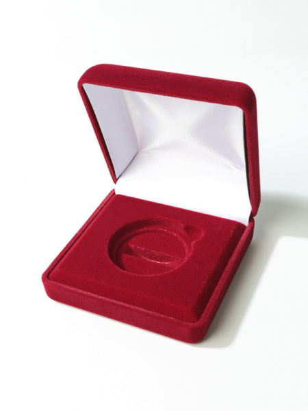 Футляр (92х92х40 мм) для монеты в капсуле (диаметр 44 мм), с вертикальной установкой медали, светло-бордовый