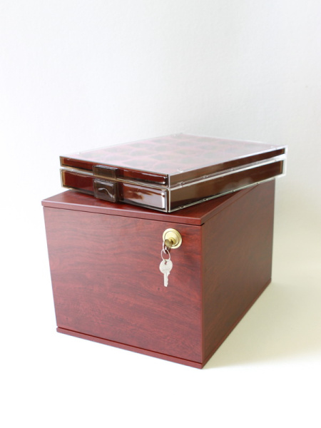 Мюнцкабинет для кассет MB, XL и XXL. Под красное дерево. Leuchtturm, 301415 Мюнцкабинет для кассет MB, XL и XXL. Под красное дерево. Leuchtturm, 301415