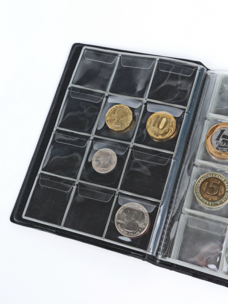 Карманный монетный альбом 116х154х13 мм для размещения 120 монет, вертикальный, тёмно-бордовый