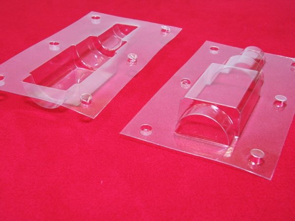 Блистерная упаковка из двух половинок