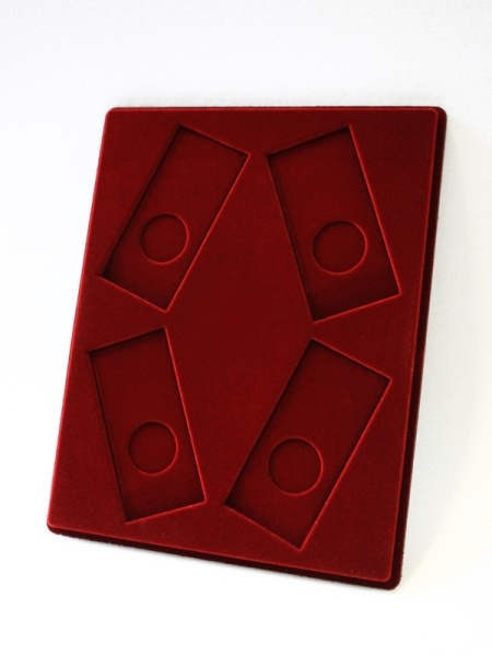 Планшет S (234х296х12 мм) для 4 Олимпийских монет Сочи-2014 в блистере. Вертикальный, тёмно-бордовый  Планшет S (234х296х12 мм) для 4 Олимпийских монет Сочи-2014 в блистере. Вертикальный, тёмно-бордовый