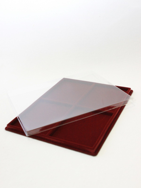 Планшет S (234х296х12 мм) на 4 ячейки (103х134х9 мм), тёмно-бордовый