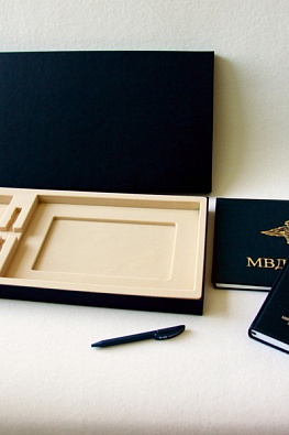 Флокированный ложемент под набор из 3 предметов (ежедневник, планинг и ручка). Для МВД России