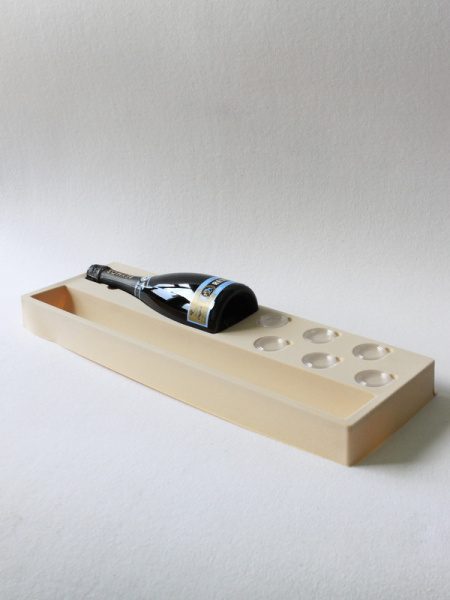 Флокированный ложемент под подарочный набор с бутылкой шампанского