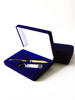 Футляр флокированный (102х142х42 мм) для ручки и флешки