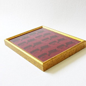Багетная рамка S золотого цвета под 10 орденов с пятиугольной колодкой