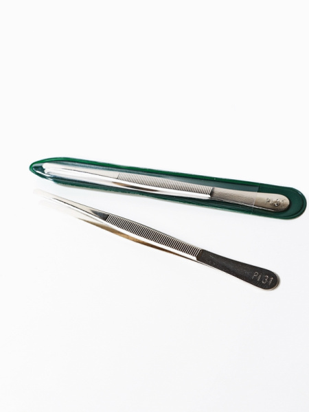 Пинцет для марок Luxus узкий заостренный Pi31, 120 мм. Leuchtturm, 310162