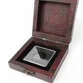 Деревянный футляр Rustica (88х97х33 мм) для монеты в капсуле Quadrum (50х50х6 мм). Leuchtturm, 355170