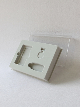 Сувенирная упаковка под набор (медаль, записная книжка и флешка)