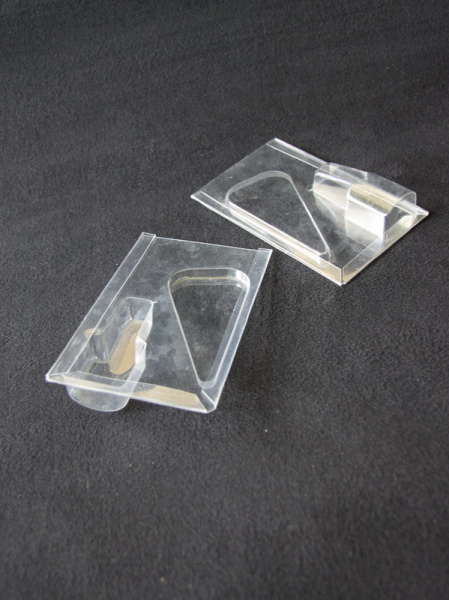 Блистер с загибом краев для канцелярских товаров