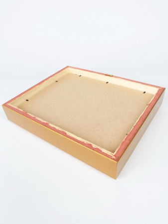 Багетная рамка S золотого цвета «Живая классика» под 1 ячейку (209х270х18 мм) с поролоновой вставкой