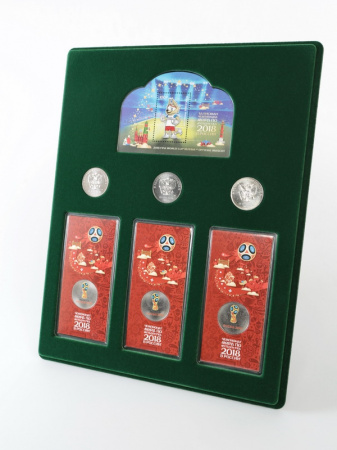 Планшет S (234х296х12 мм) для 3 монет 25 рублей и 3 монет 25 рублей в блистере «Футбол 2018». Талисман