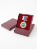  Футляр пластиковый (79х106х16 мм) для медали на квадро колодке (короткая), светло-бордовый