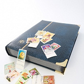 Альбом для марок (кляссер COMFORT DELUXE). 32 листа (64 страницы) из чёрного картона с промежуточными листами для каждой страницы из пергамина. Синий. Leuchtturm, 341941