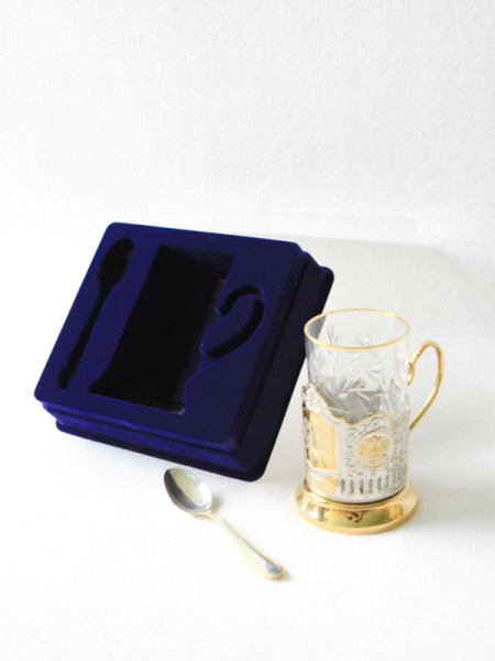 Сувенирная упаковка под подстаканник и ложку