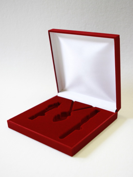 Футляр флокированный для женского набора