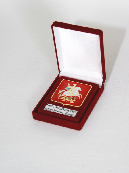 Футляр флокированный (90х124х32 мм) под герб и надпись