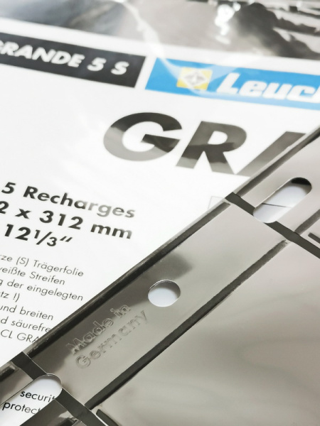 Лист-обложка GRANDE 1S (242х312 мм) двусторонний на 1 ячейку (216х306 мм). Leuchtturm, 333555/1 Лист-обложка GRANDE 1S (242х312 мм) двусторонний на 1 ячейку (216х306 мм). Leuchtturm, 333555/1
