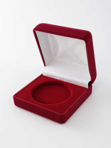 Футляр (80х80х40 мм) для монеты, медали диаметром 47 мм в капсуле Leuchtturm (диаметр ячейки 53 мм), светло-бордовый  Футляр (80х80х40 мм) для монеты, медали диаметром 47 мм в капсуле Leuchtturm (диаметр ячейки 53 мм), светло-бордовый