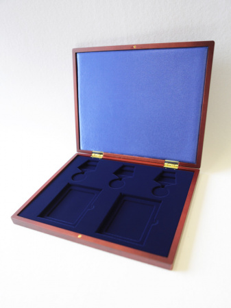 Футляр деревянный Volterra Uno (304х244х31 мм) для 3 медалей РФ d-32 мм и 2 удостоверений