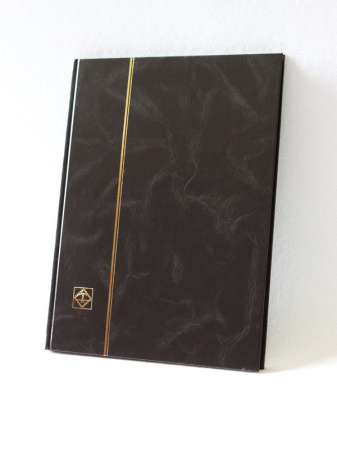 Альбом для марок (кляссер BASIC). A4. 8 листов (16 страниц) из чёрного картона с промежуточными листами из пергамина. Чёрный. Leuchtturm, 315975