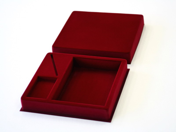 Сувенирная упаковка под набор с флокированной крышкой