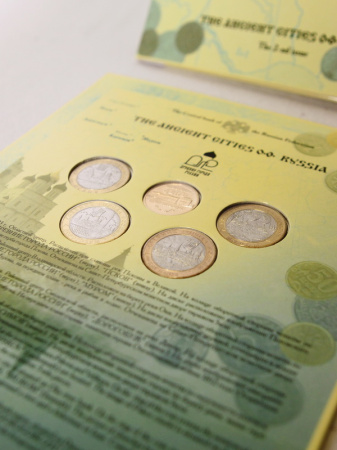 Буклет с набором монет «Древние города России», Выпуск II, 2003 год