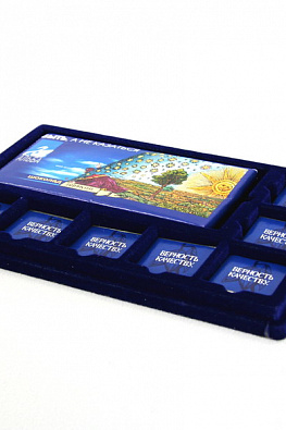 Флокированная упаковка под набор шоколадок (7+1 ячейка)