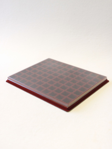  Планшет S (243х304х21 мм) на 80 ячеек (22х22х16 мм), тёмно-бордовый