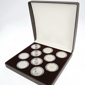 Футляр из искусственной кожи (190х190х50 мм) для 10 монет в капсулах (диаметр 44 мм). Шоколадный