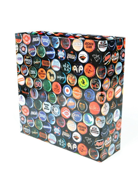 Альбом с 8 листами для хранения 240 кромчатых пробок, OPTIMA. Albommonet, Россия