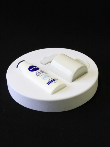 Круглый флокированный ложемент под набор Nivea. Вид 1 Круглый флокированный ложемент под набор Nivea. Вид 1