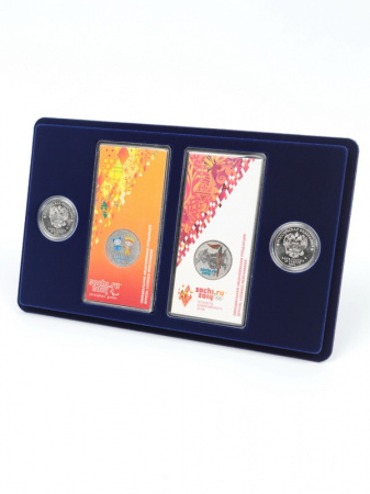 Планшет M (146х236х12 мм) для 2 обычных монет 25 рублей в капсулах Leuchtturm и 2 цветных монет 25 рублей в блистере