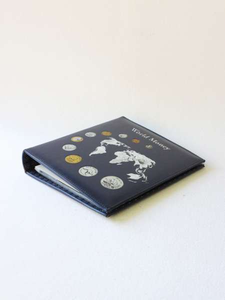 Альбом для монет OPTIMA-Classic «World Money» с 5 листами. Leuchtturm, 323813 Альбом для монет OPTIMA-Classic «World Money» с 5 листами. Leuchtturm, 323813
