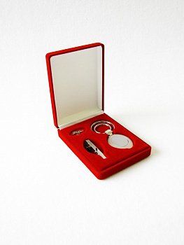 Футляр флокированный (90х124х32 мм) под брелок, зажим для галстука и значок