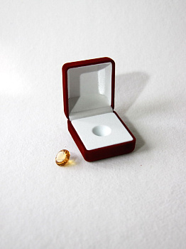 Футляр флокированный (48х54х44 мм)