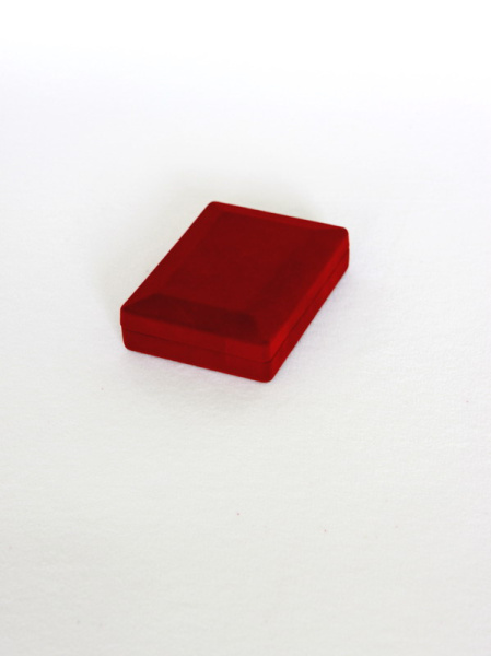 Футляр флокированный (90х124х32 мм) под герб и надпись