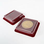 Сувенирная упаковка (63х63х16 мм) под монету, медаль (диаметр 40 мм, глубина 4 мм)