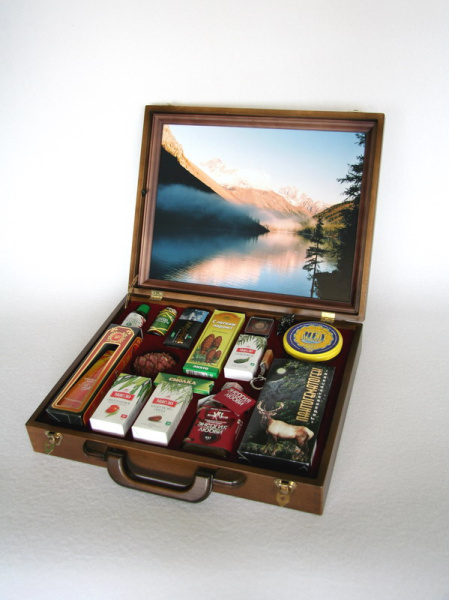 Футляр деревянный (312х388х78 мм) под набор товаров «Из Алтая с любовью»