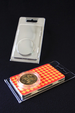 Двухсторонняя блистерная упаковка для монеты в капсуле