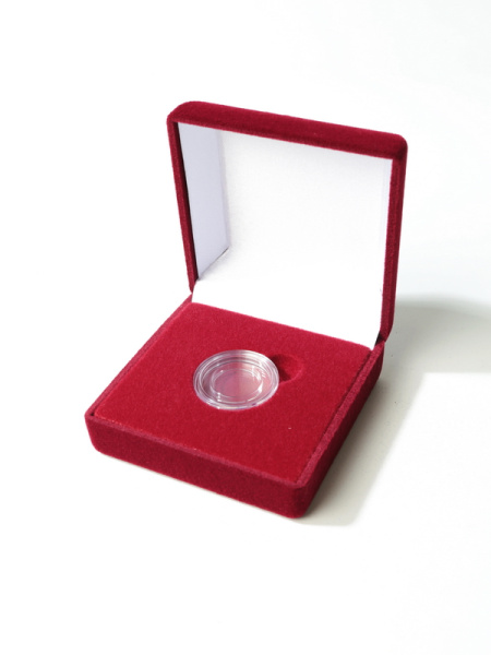 Футляр (76х76х41 мм) для одной монеты в капсуле (диаметр 28 мм), светло-бордовый