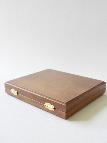 Деревянный футляр для знака «Материнская слава»